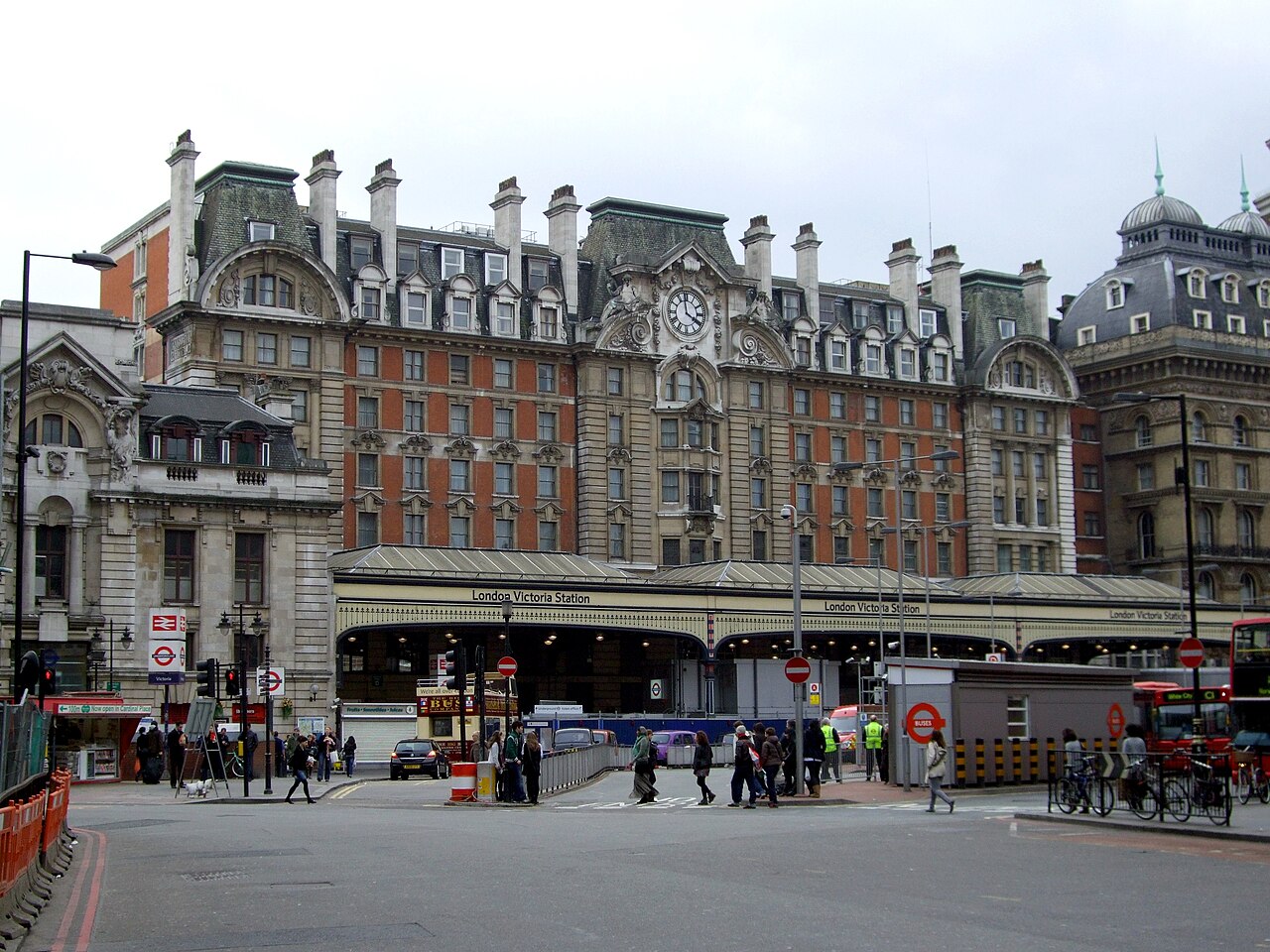 Victoria İstasyonu