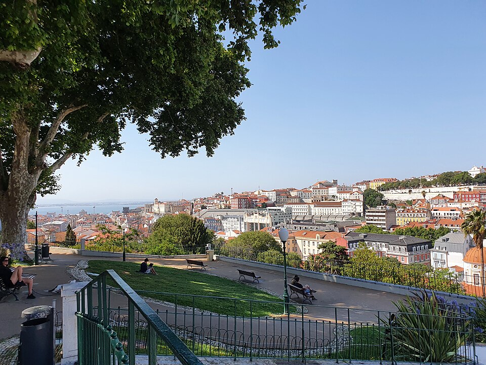 A photograph of Jardim do Torel