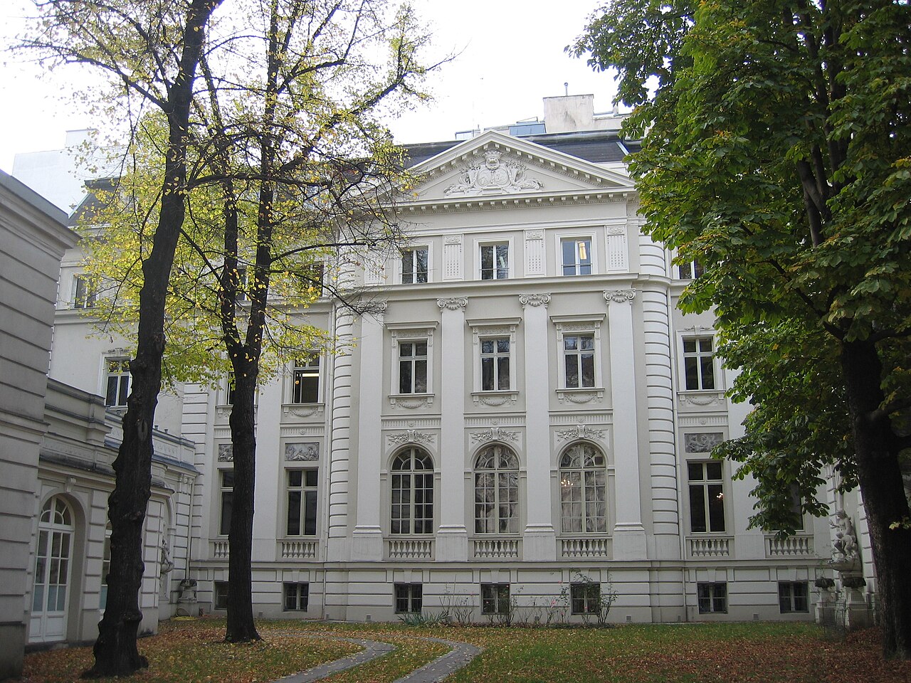 Palais Bourgoing-Rothschild의 사진