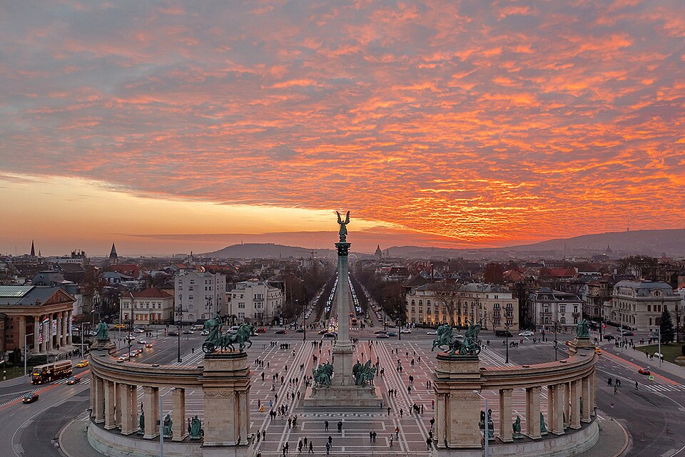 A photograph of Heroes' Square