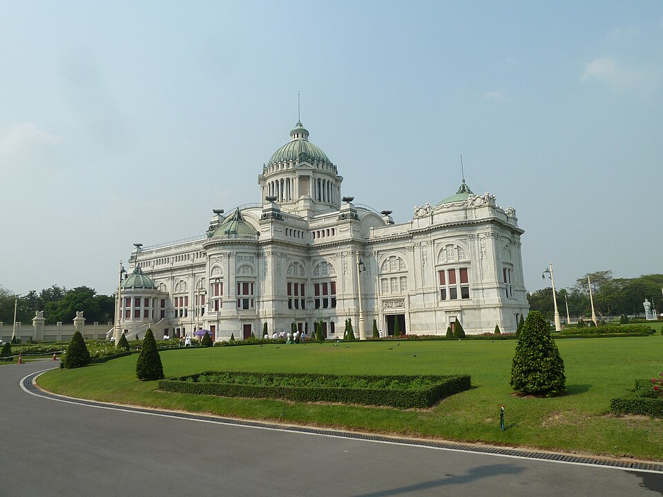 A photograph of Ananta Samakhom Throne Hall