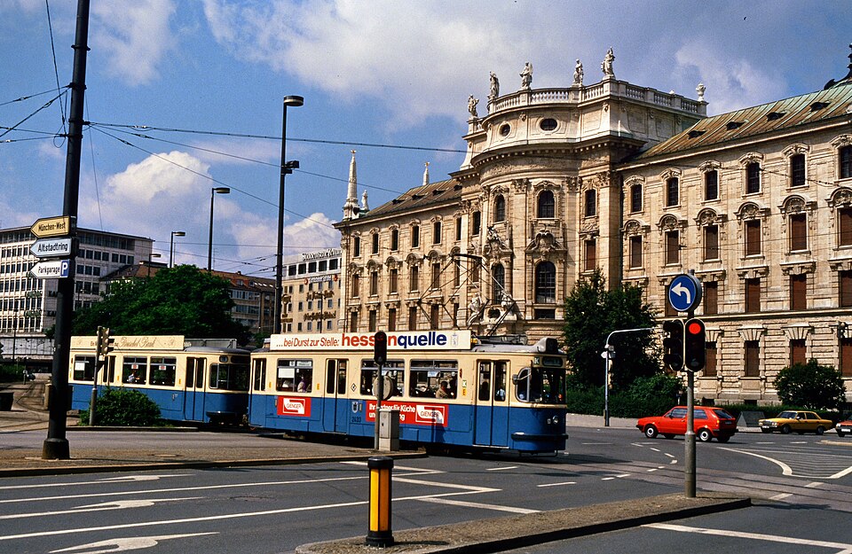 A photograph of Justizpalast