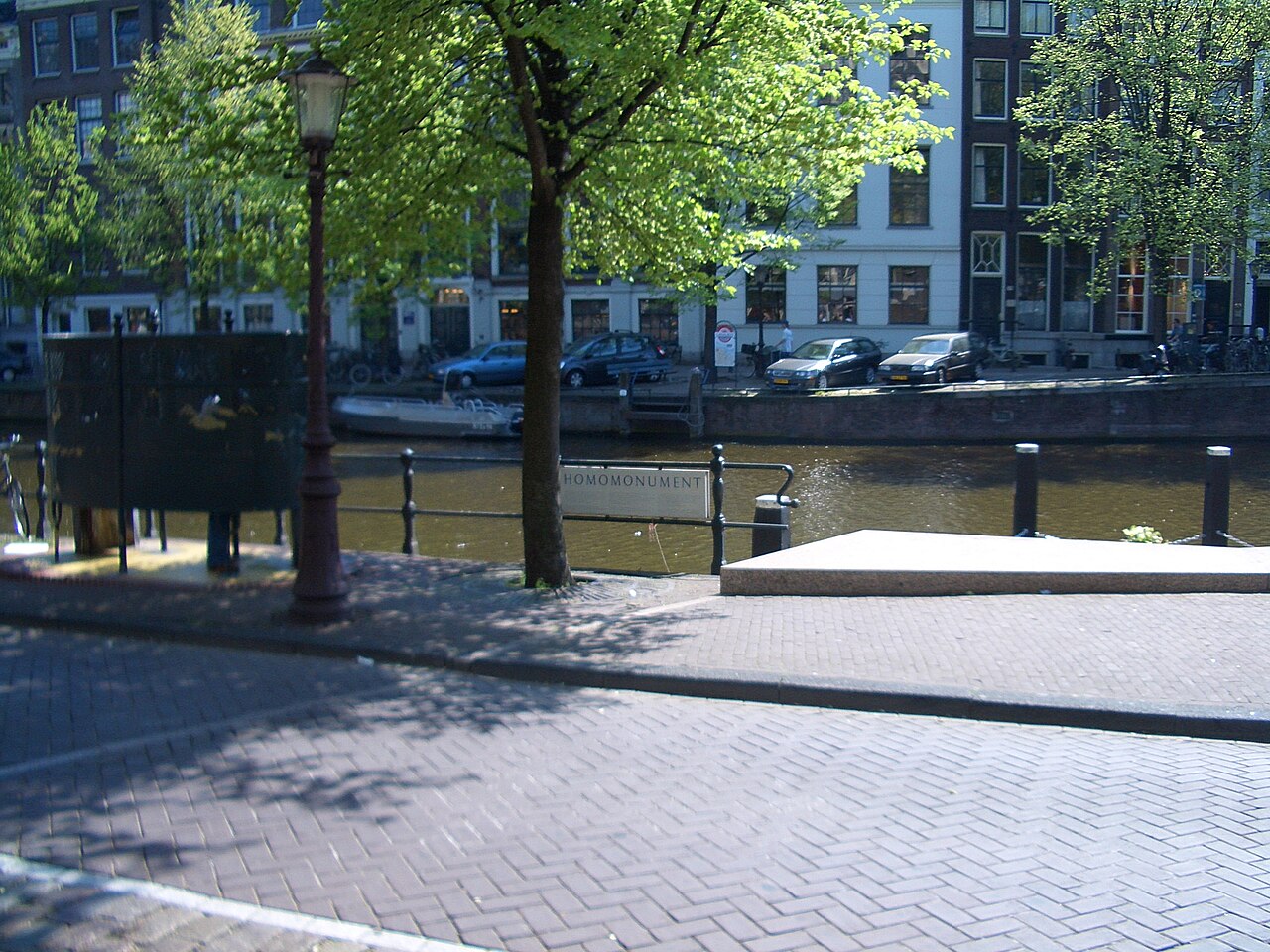 Homomonument fotoğrafı