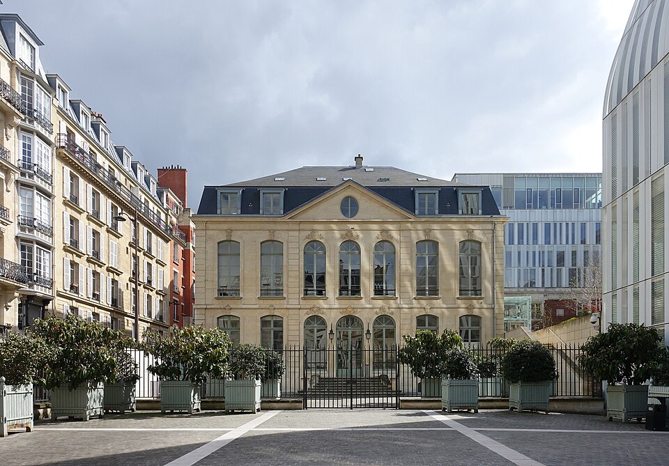 A photograph of Hôtel de Choiseul-Praslin
