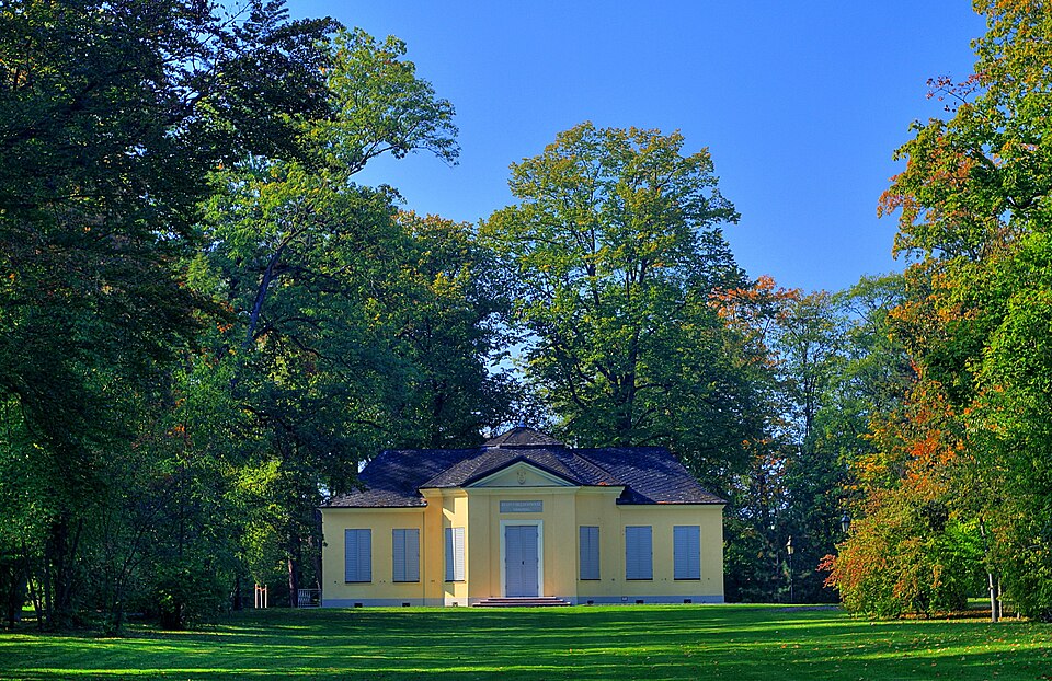 A photograph of Schlosspavillon Ismaning
