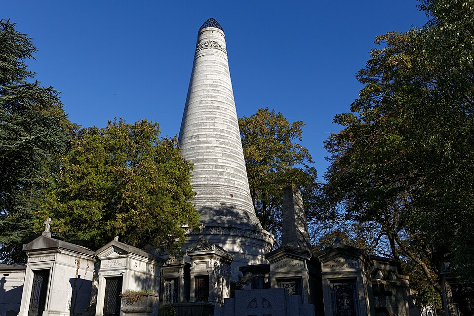 A photograph of Grave of Beaujour (Père-Lachaise, division 48)