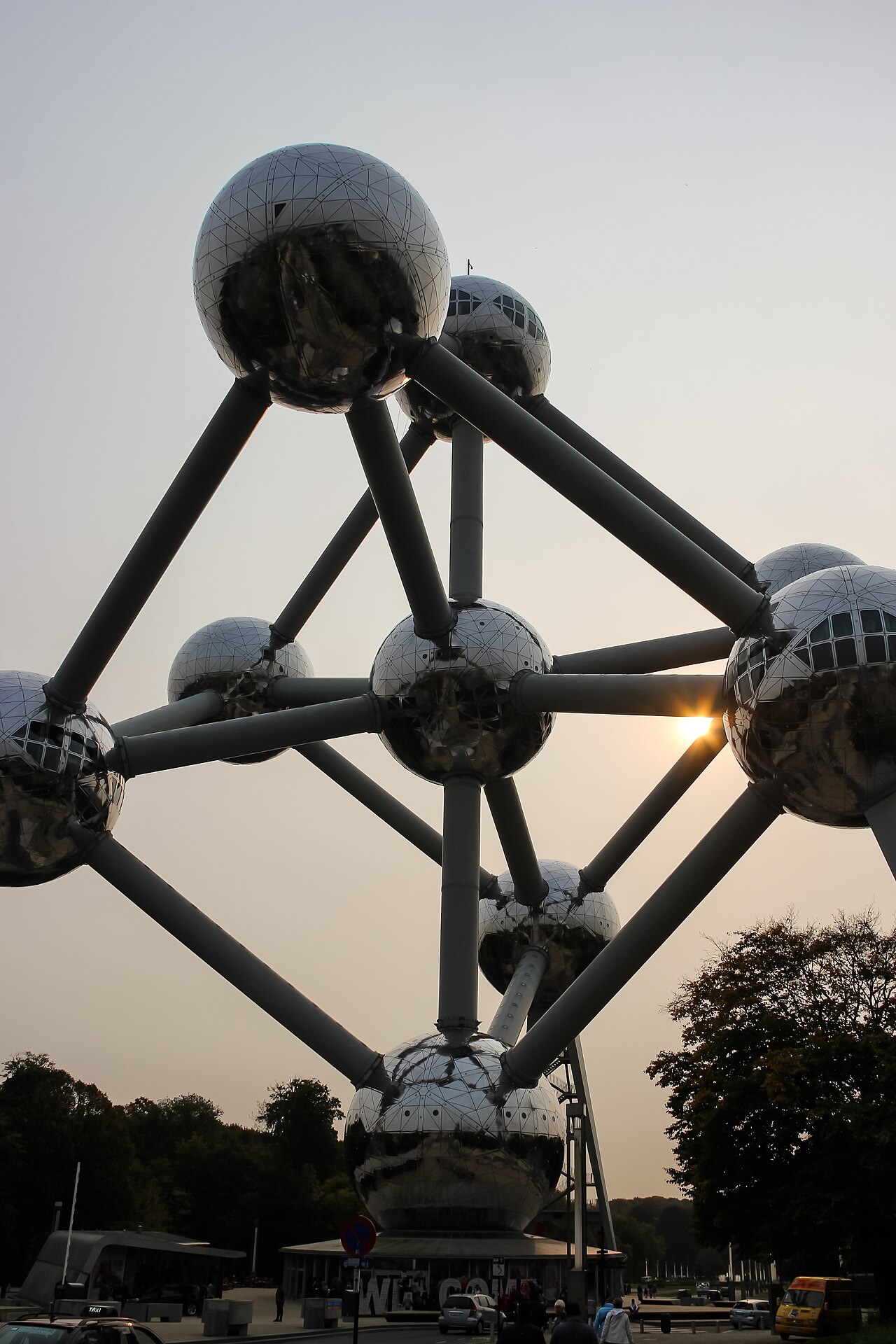 Una fotografía de Atomium