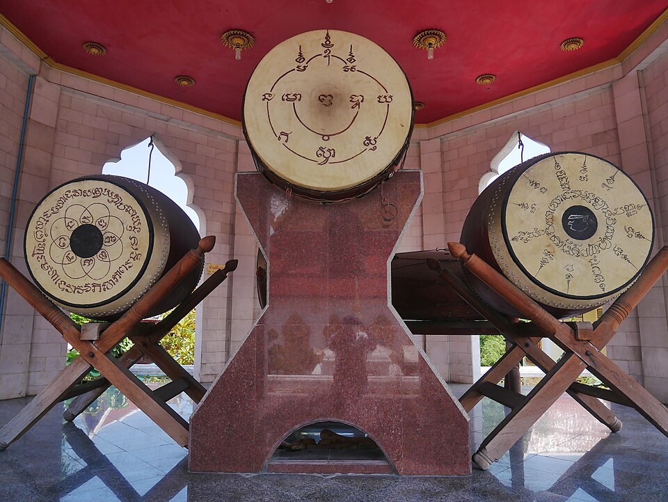 A photograph of Wat Chana Songkhram